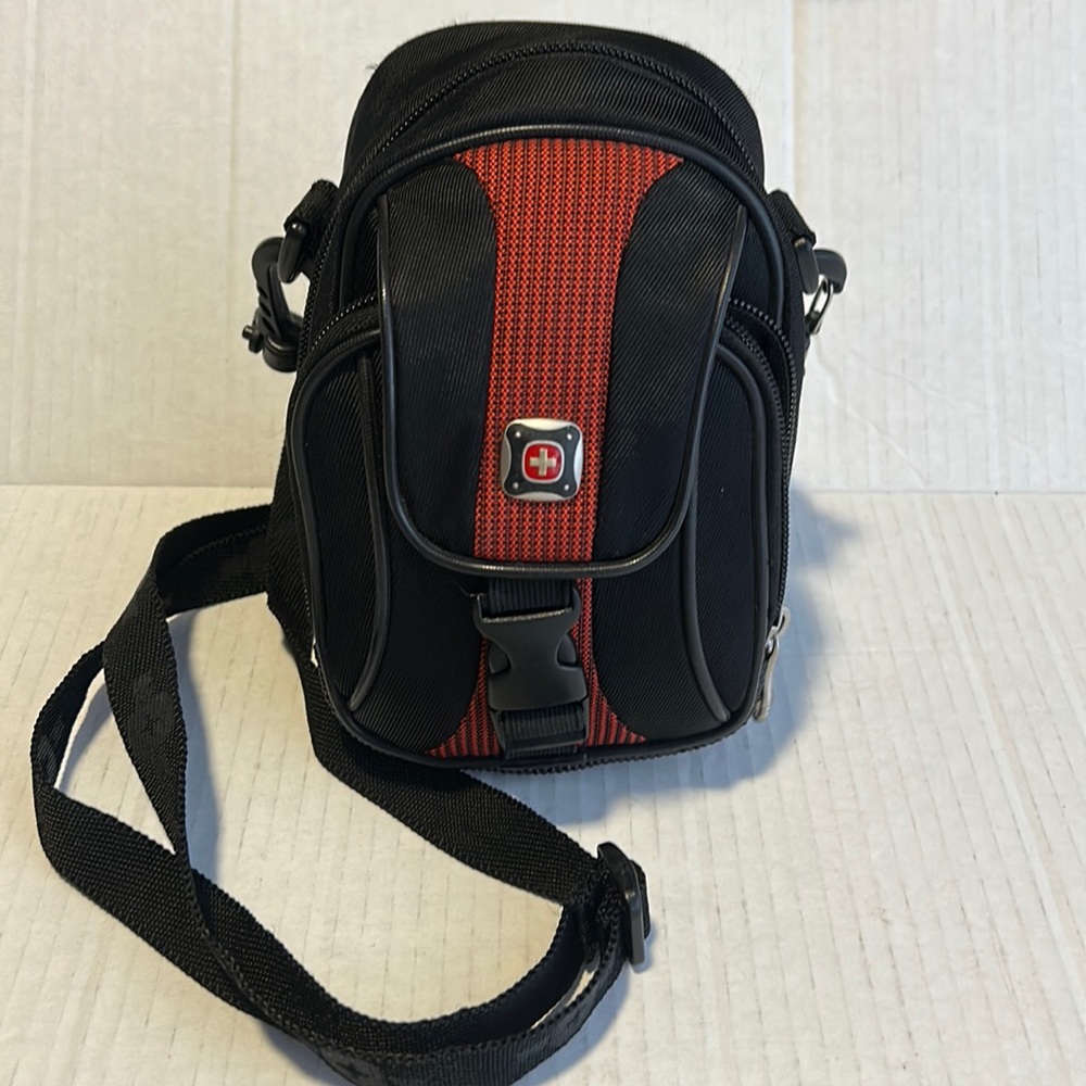 Vintage Swiss Gear Camera Case by Wenger, Black and Red with adjustable strap